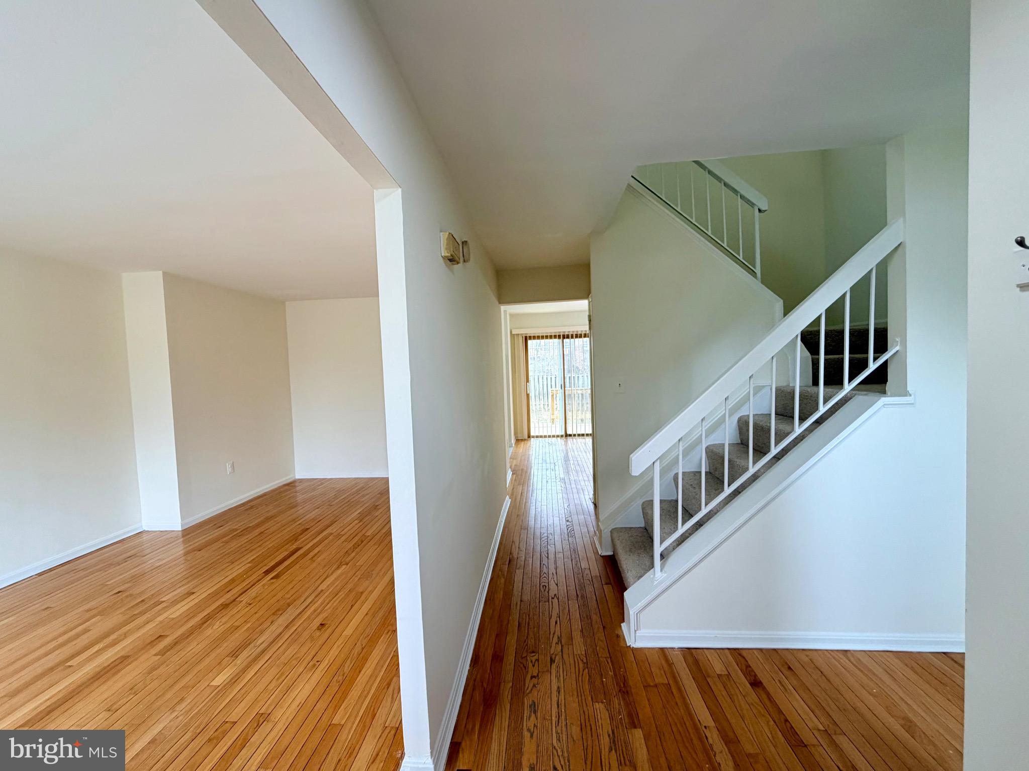 3048 HICKORY GROVE COURT