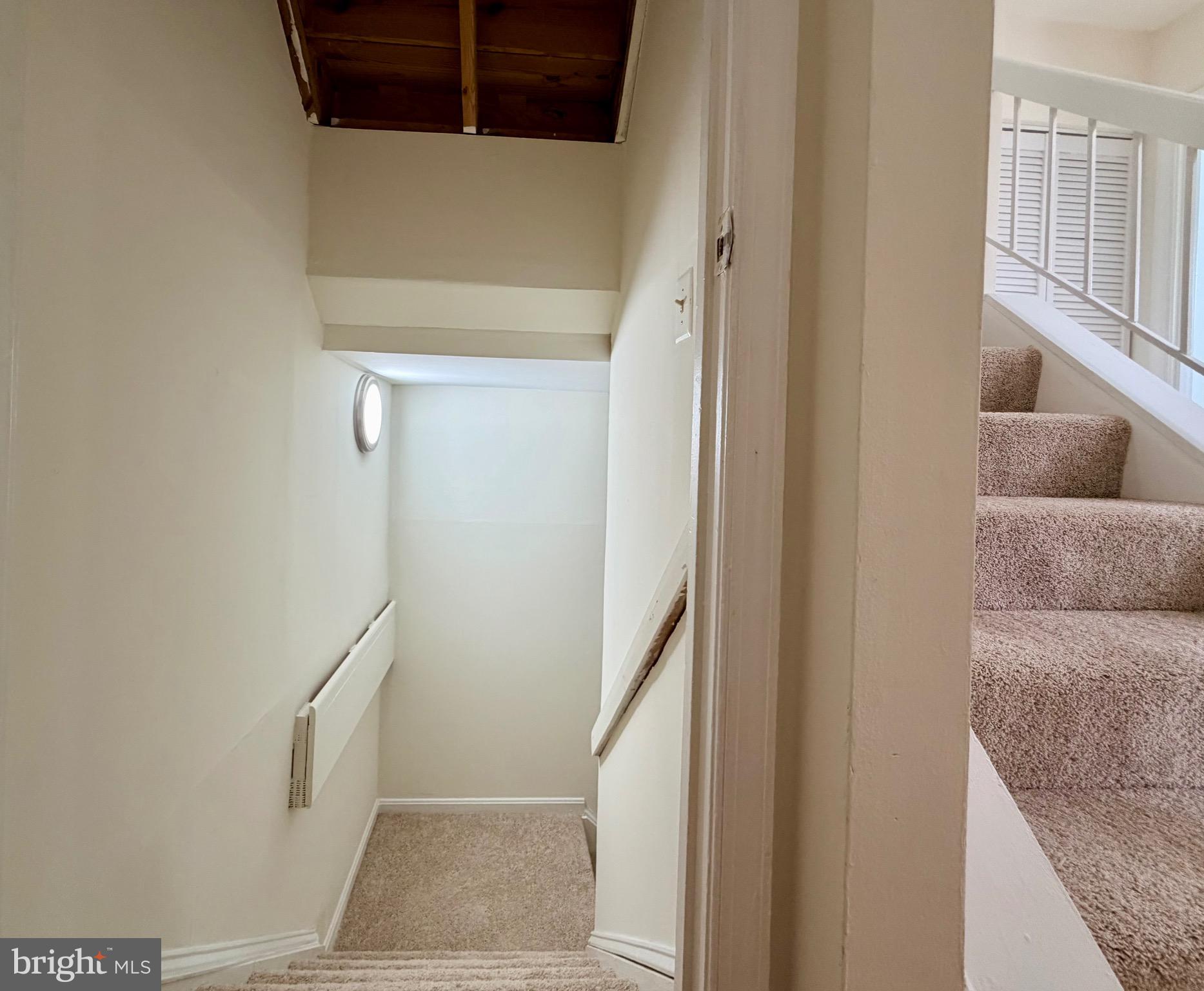 3048 HICKORY GROVE COURT