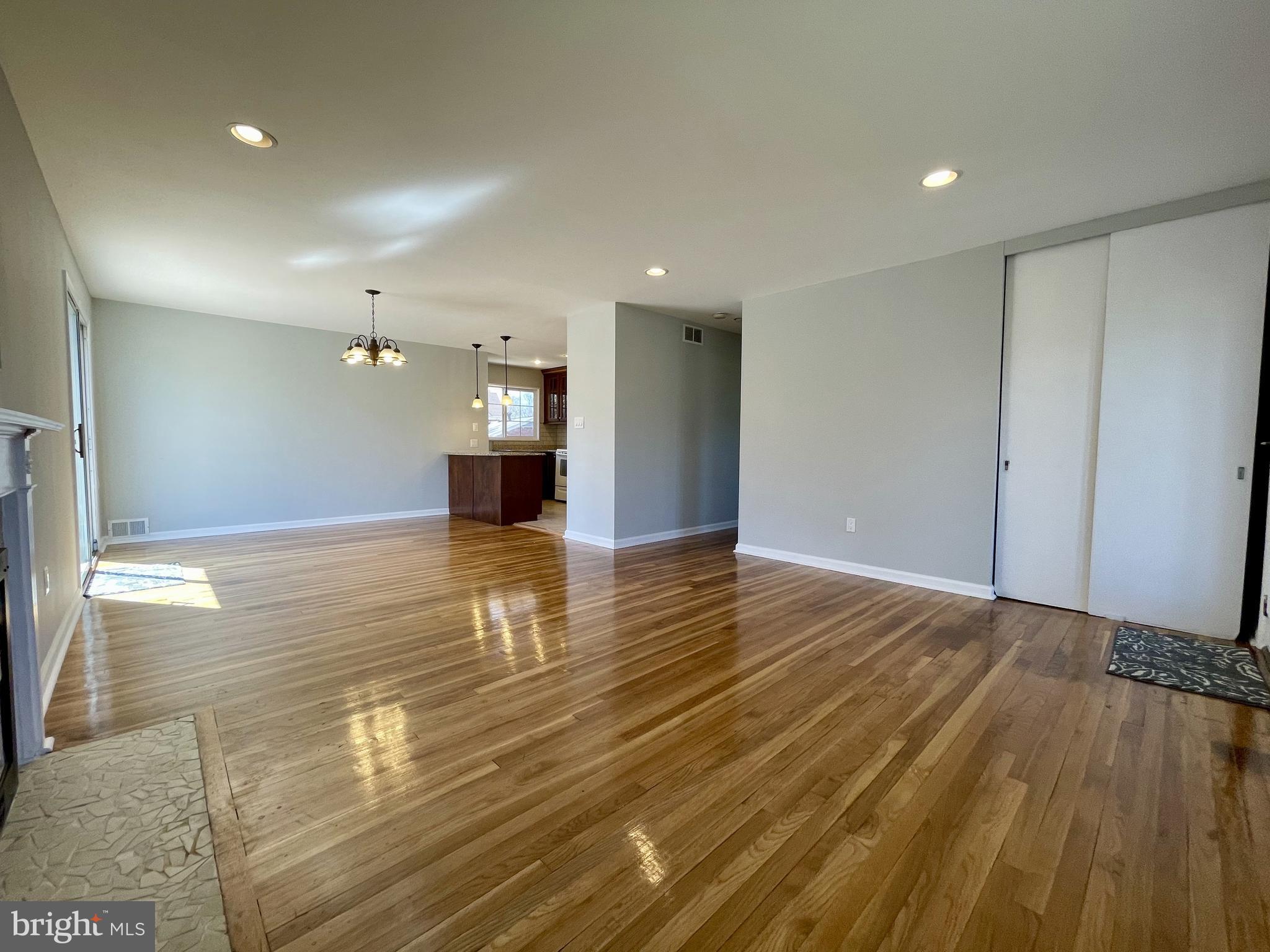 4100 SUMMIT PLACE