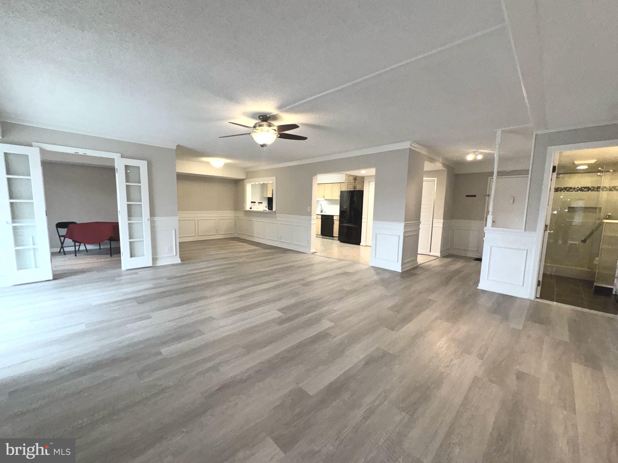 3800 POWELL LANE 302