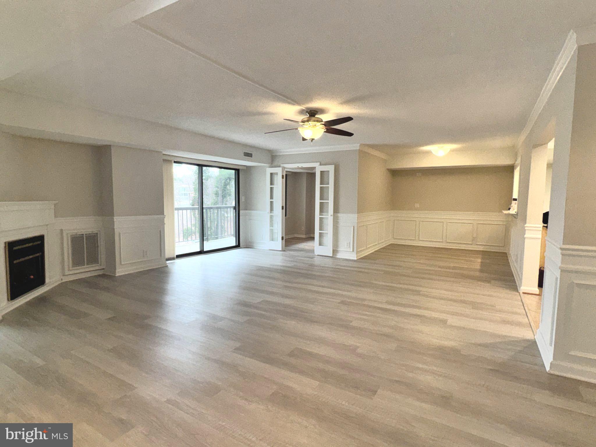 3800 POWELL LANE 302
