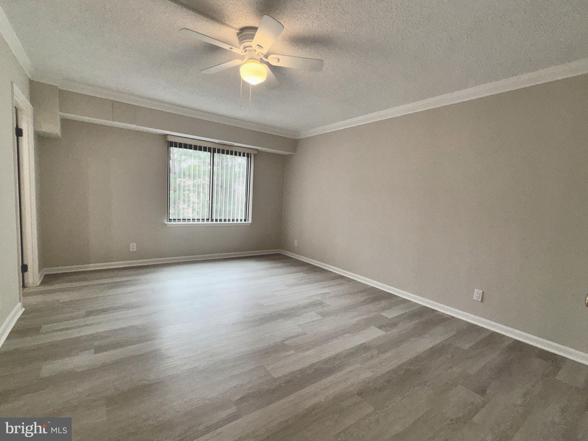 3800 POWELL LANE 302