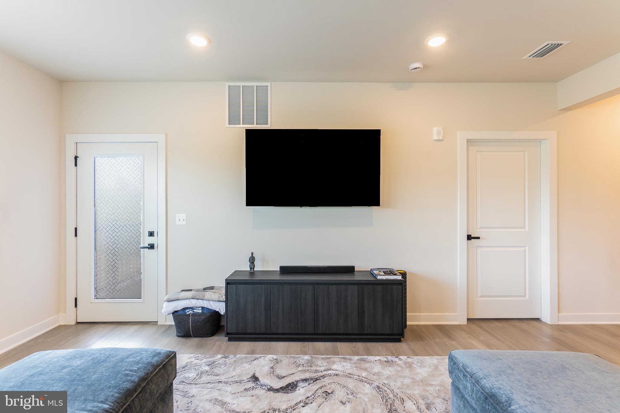 12850 MOSAIC PARK WAY B