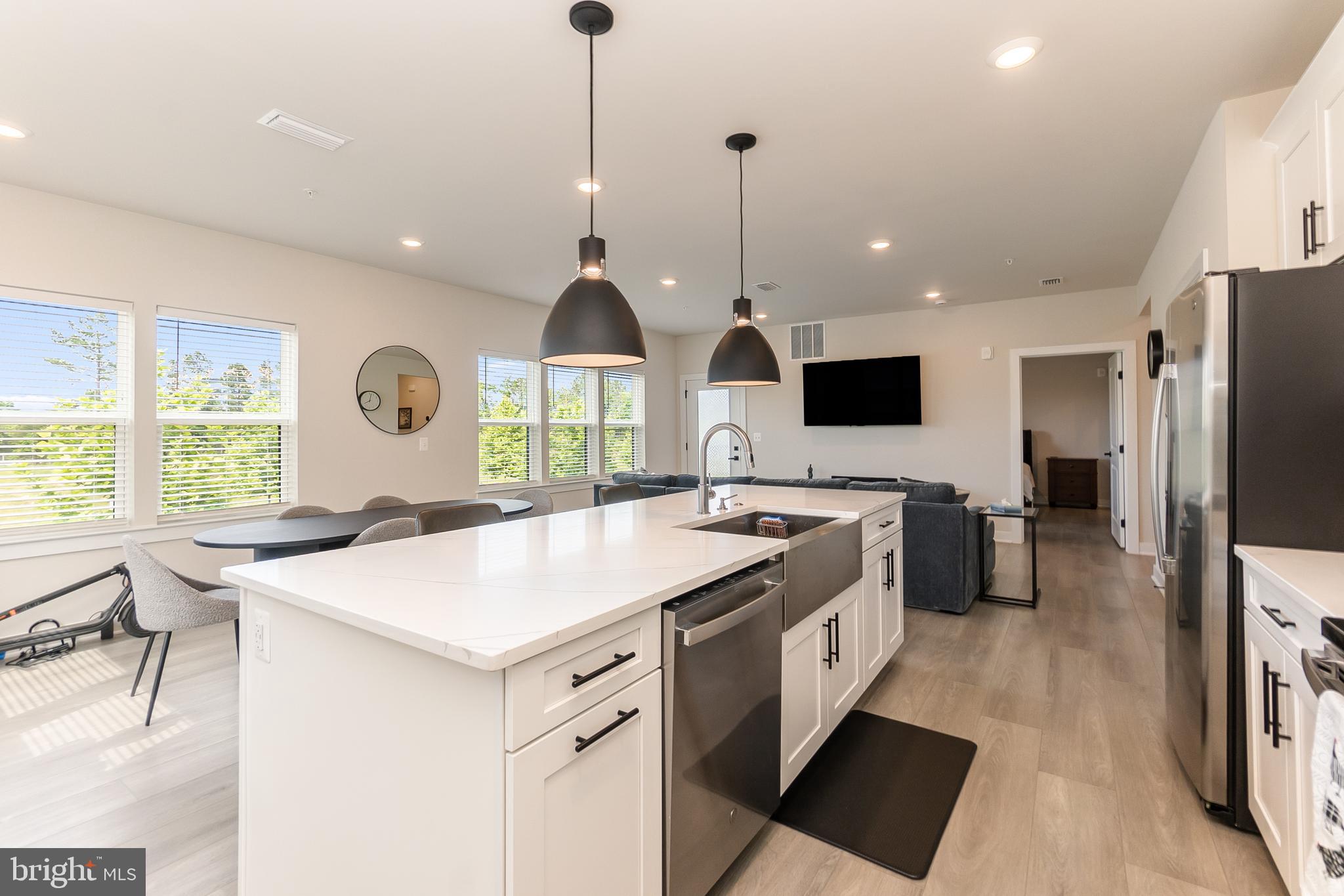 12850 MOSAIC PARK WAY B