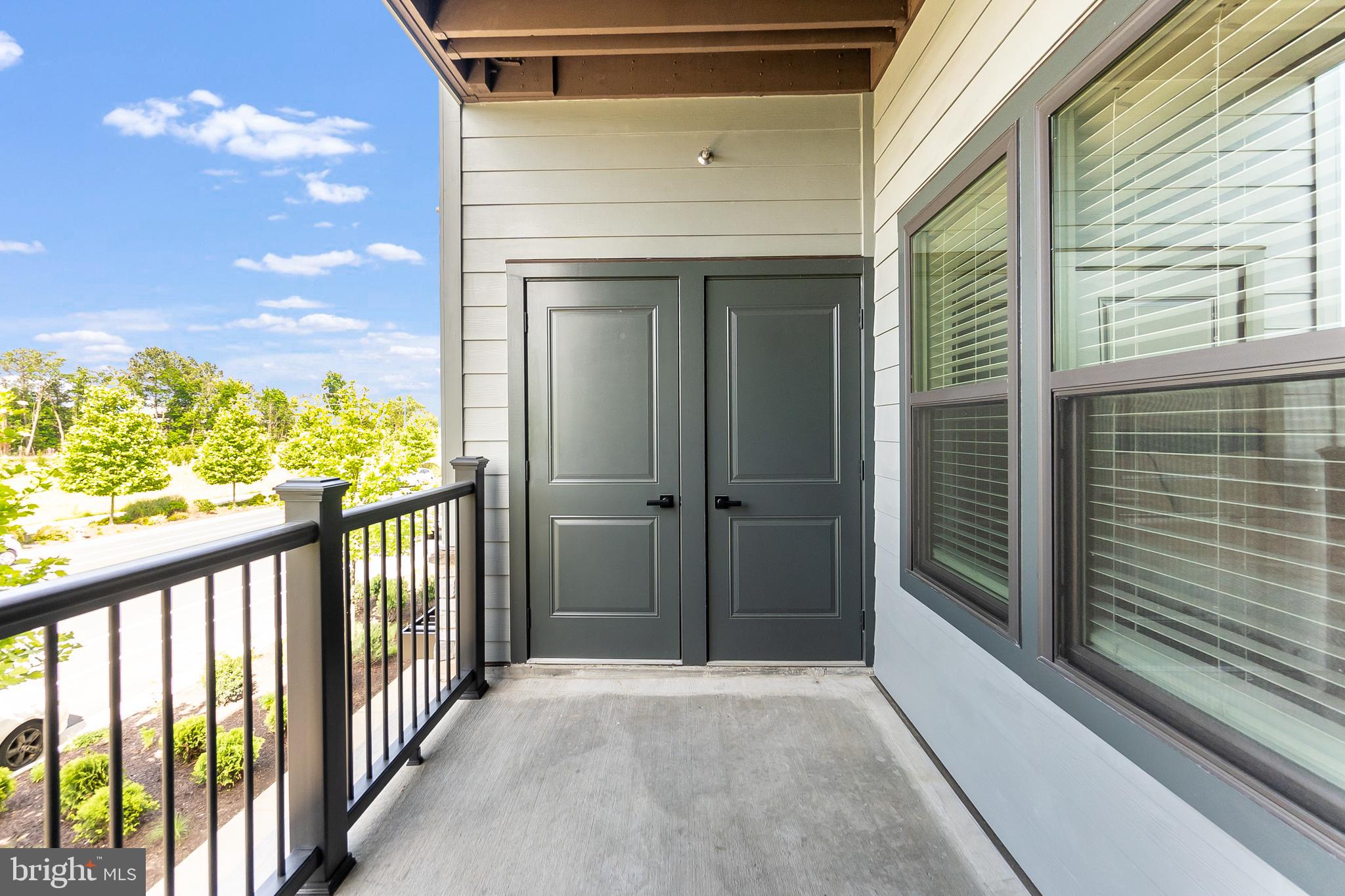 12850 MOSAIC PARK WAY B