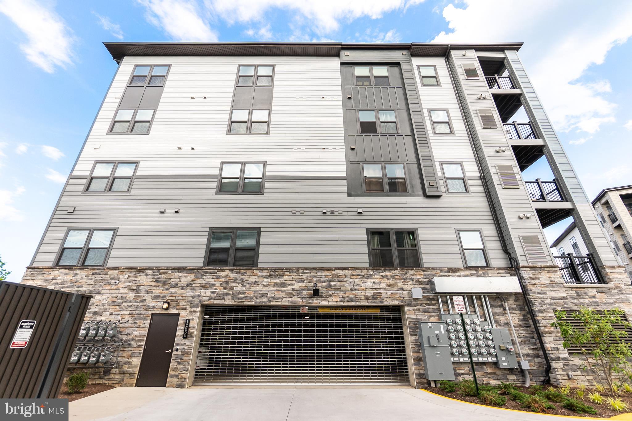 12850 MOSAIC PARK WAY B