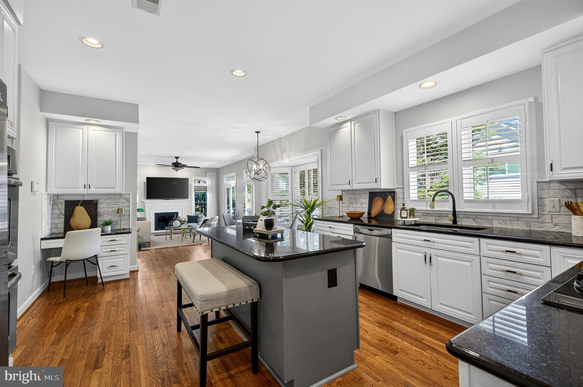 9722 BRAIDED MANE COURT