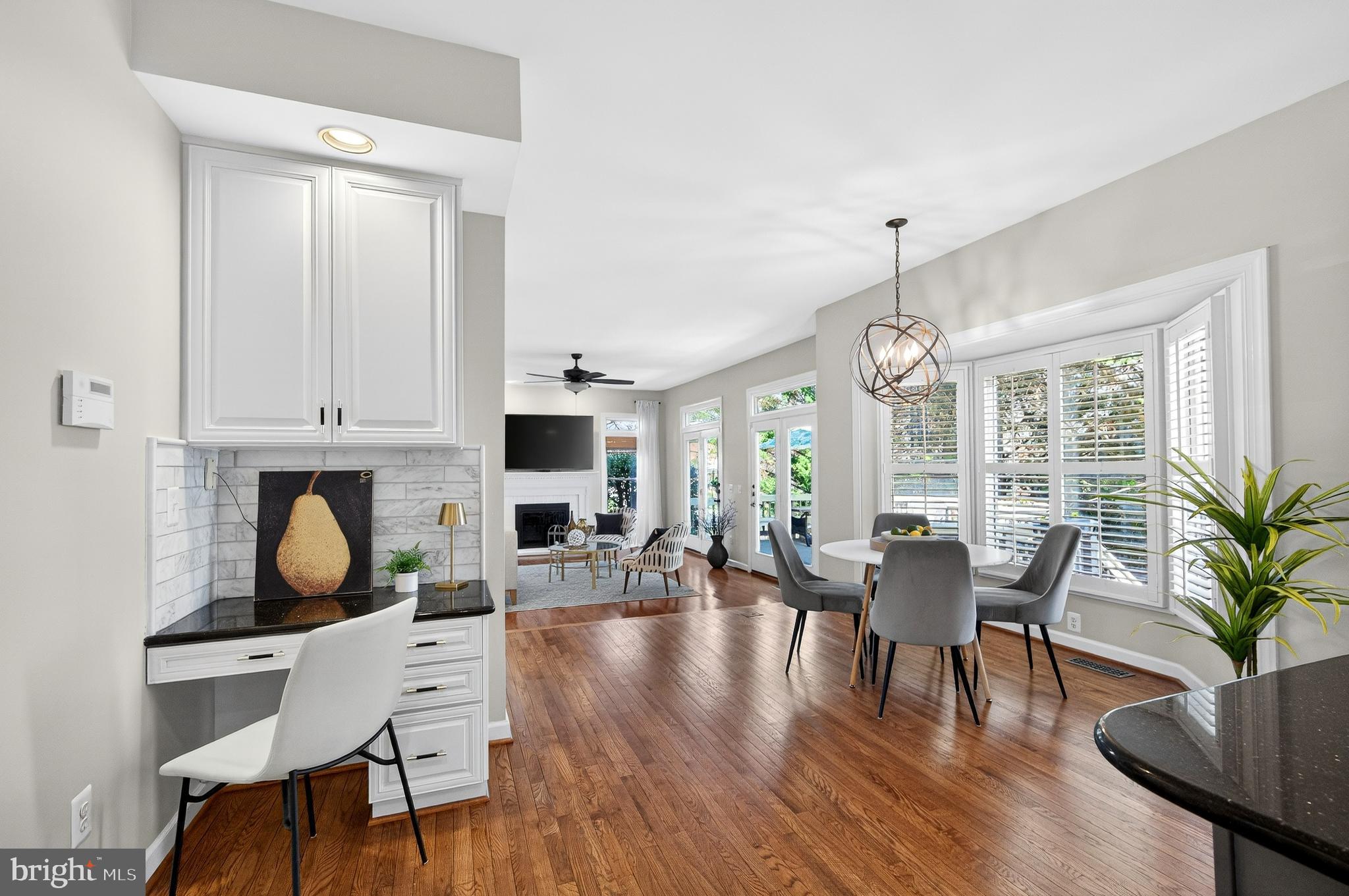 9722 BRAIDED MANE COURT