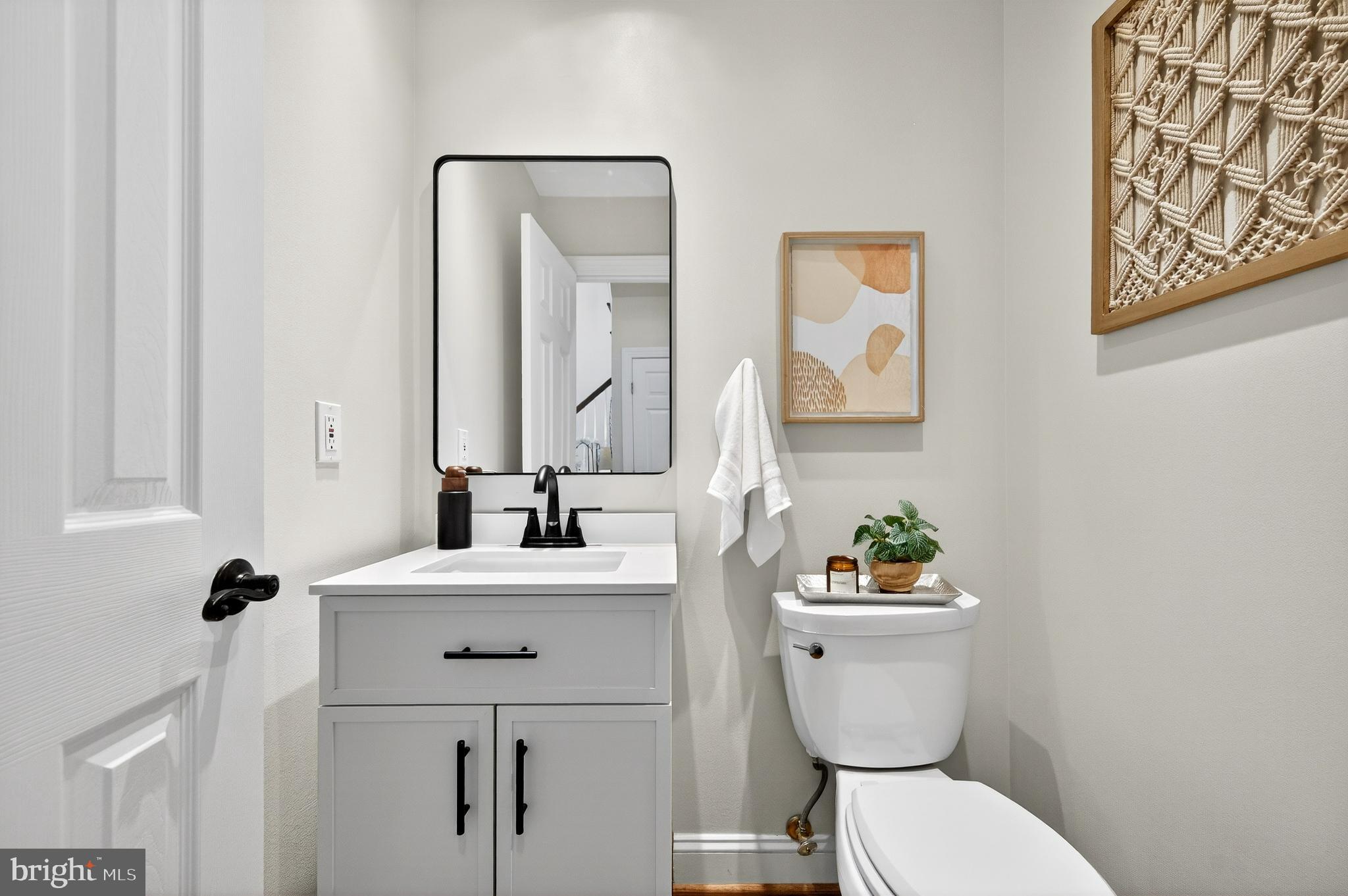 9722 BRAIDED MANE COURT