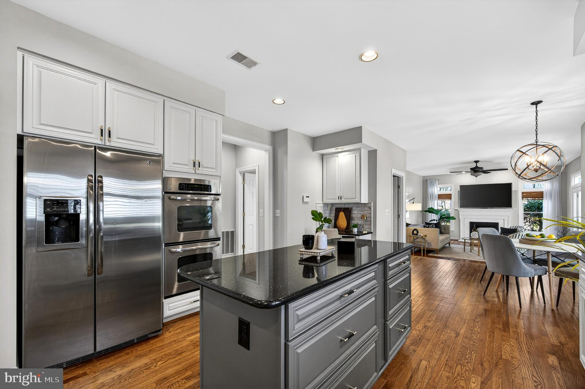 9722 BRAIDED MANE COURT