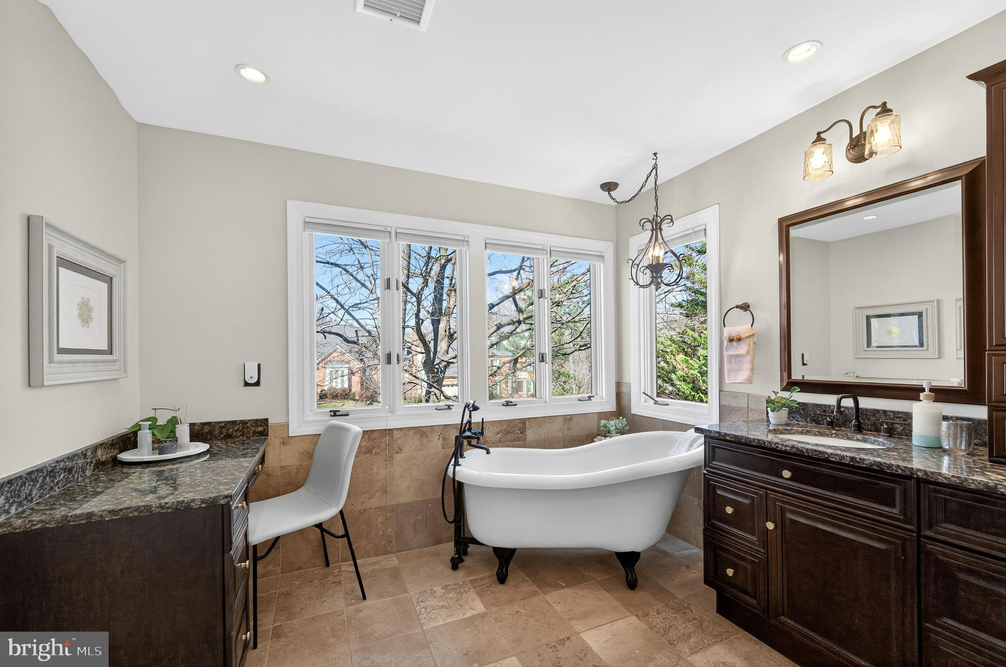 9722 BRAIDED MANE COURT