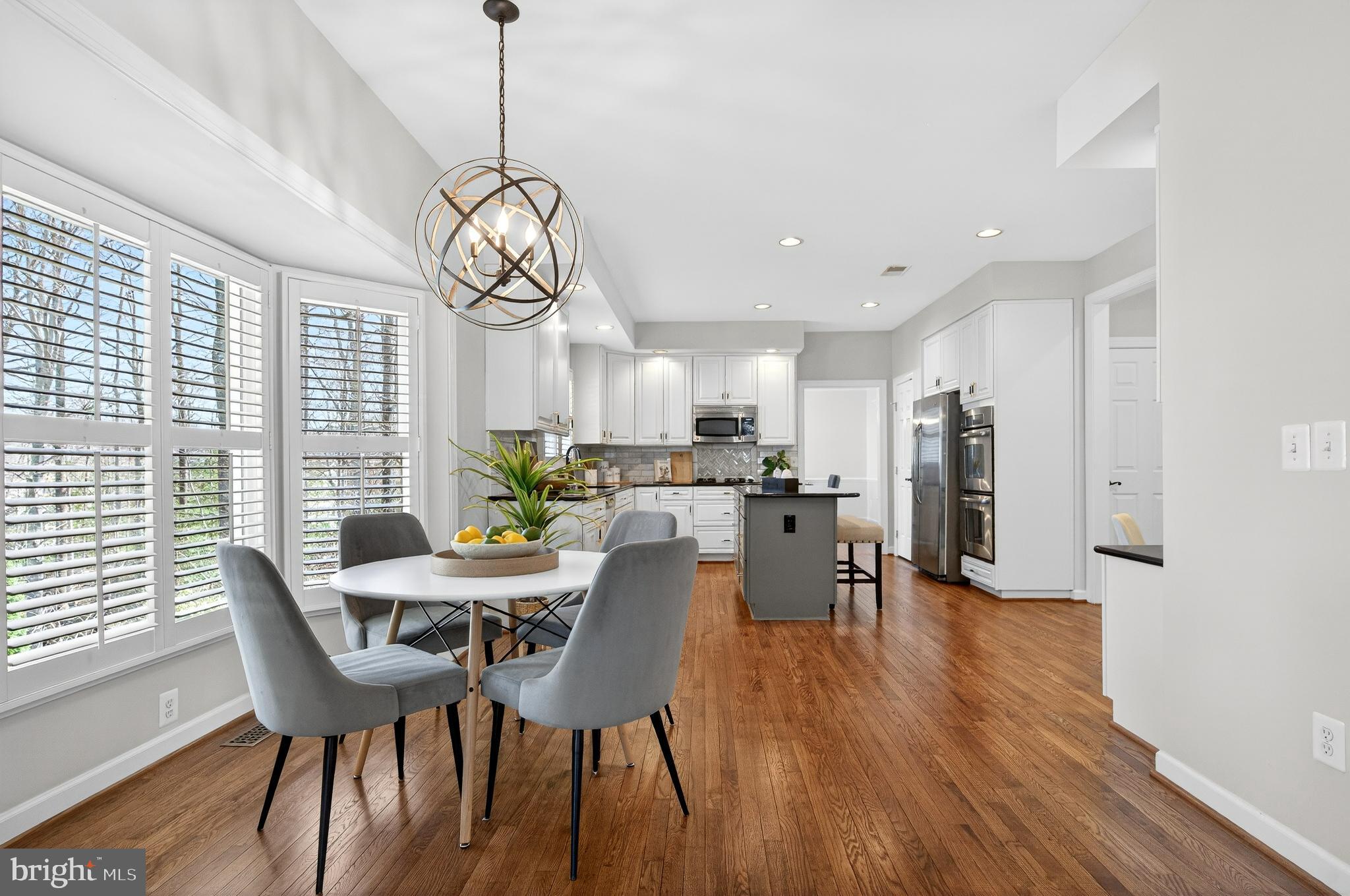 9722 BRAIDED MANE COURT