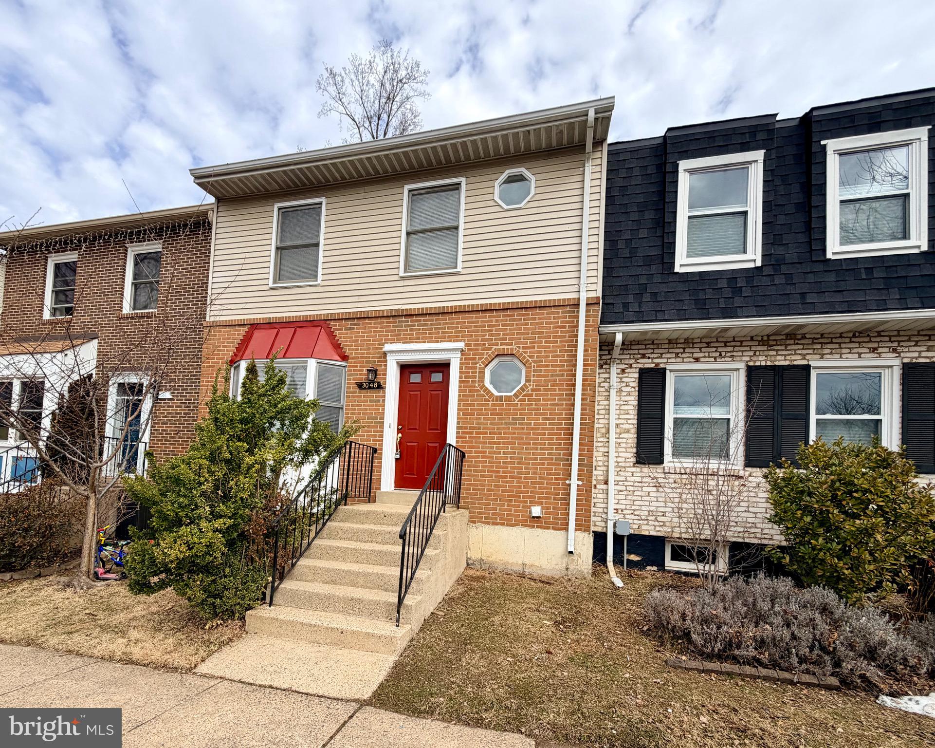 3048 HICKORY GROVE COURT
