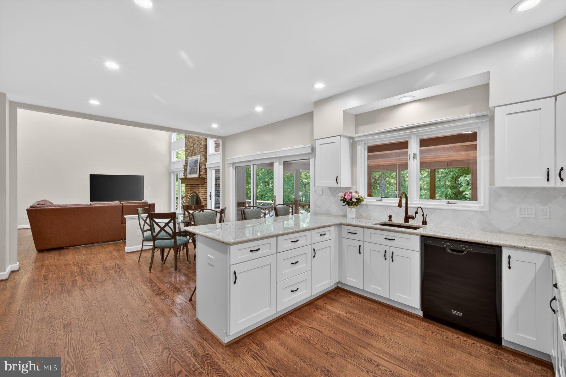 8704 MARGARET LANE