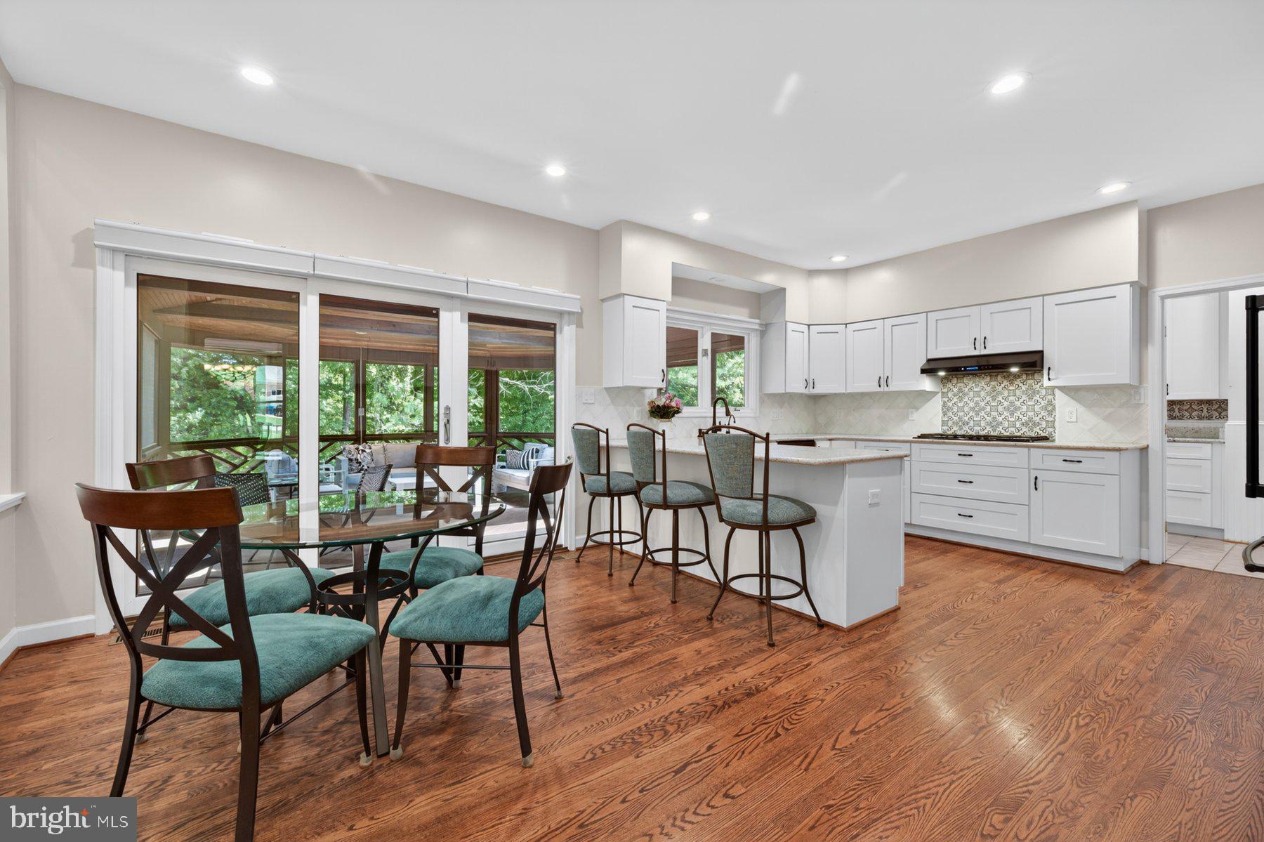 8704 MARGARET LANE
