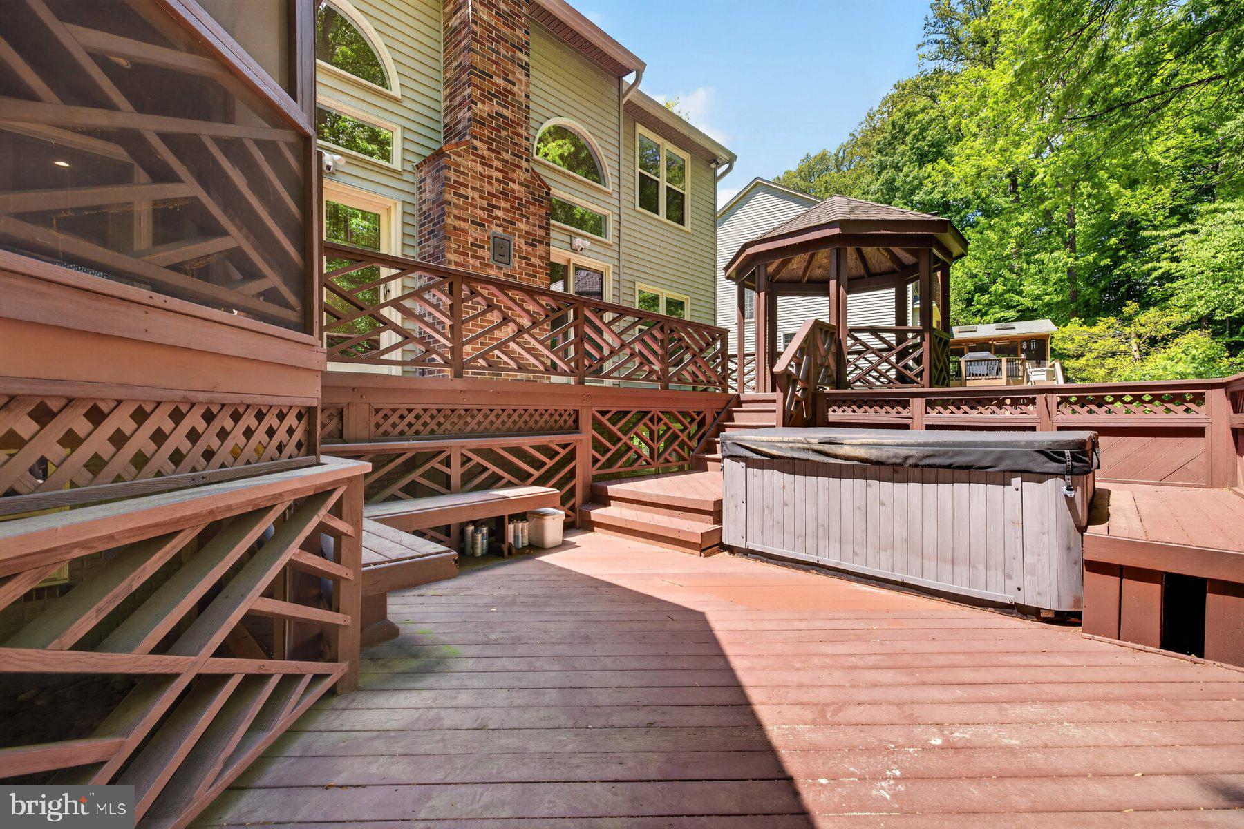 8704 MARGARET LANE