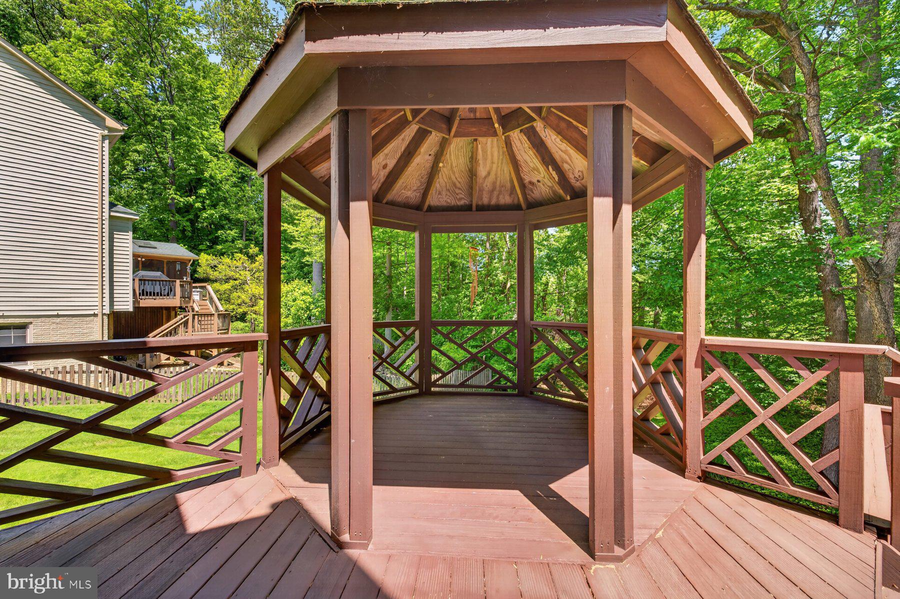 8704 MARGARET LANE