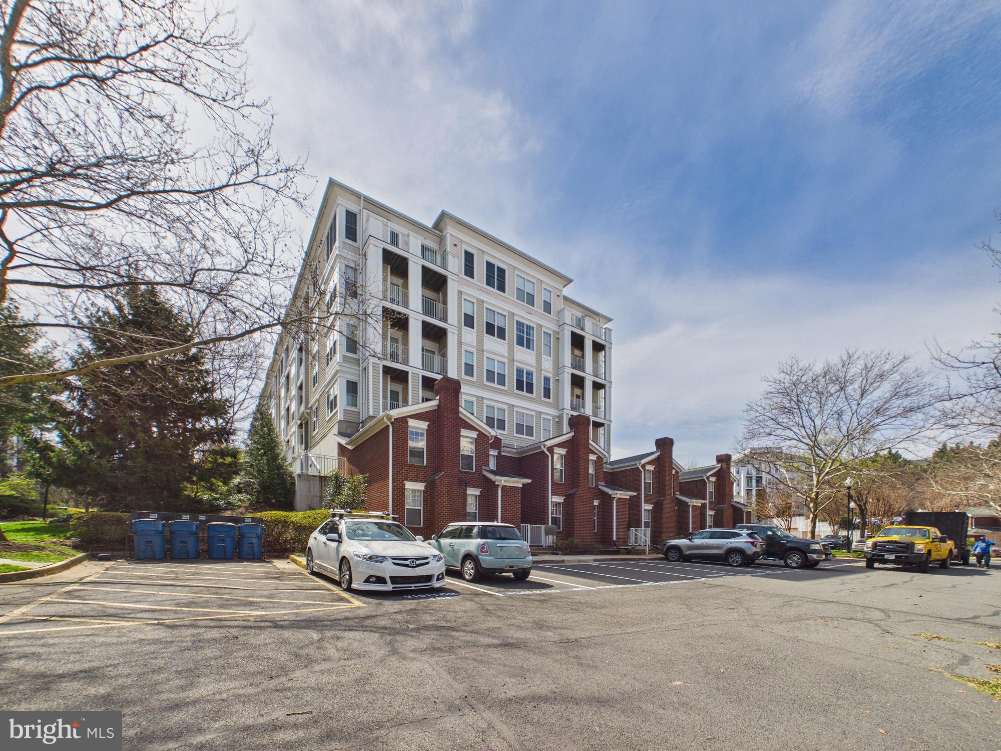 1645 INTERNATIONAL DRIVE TH-18
