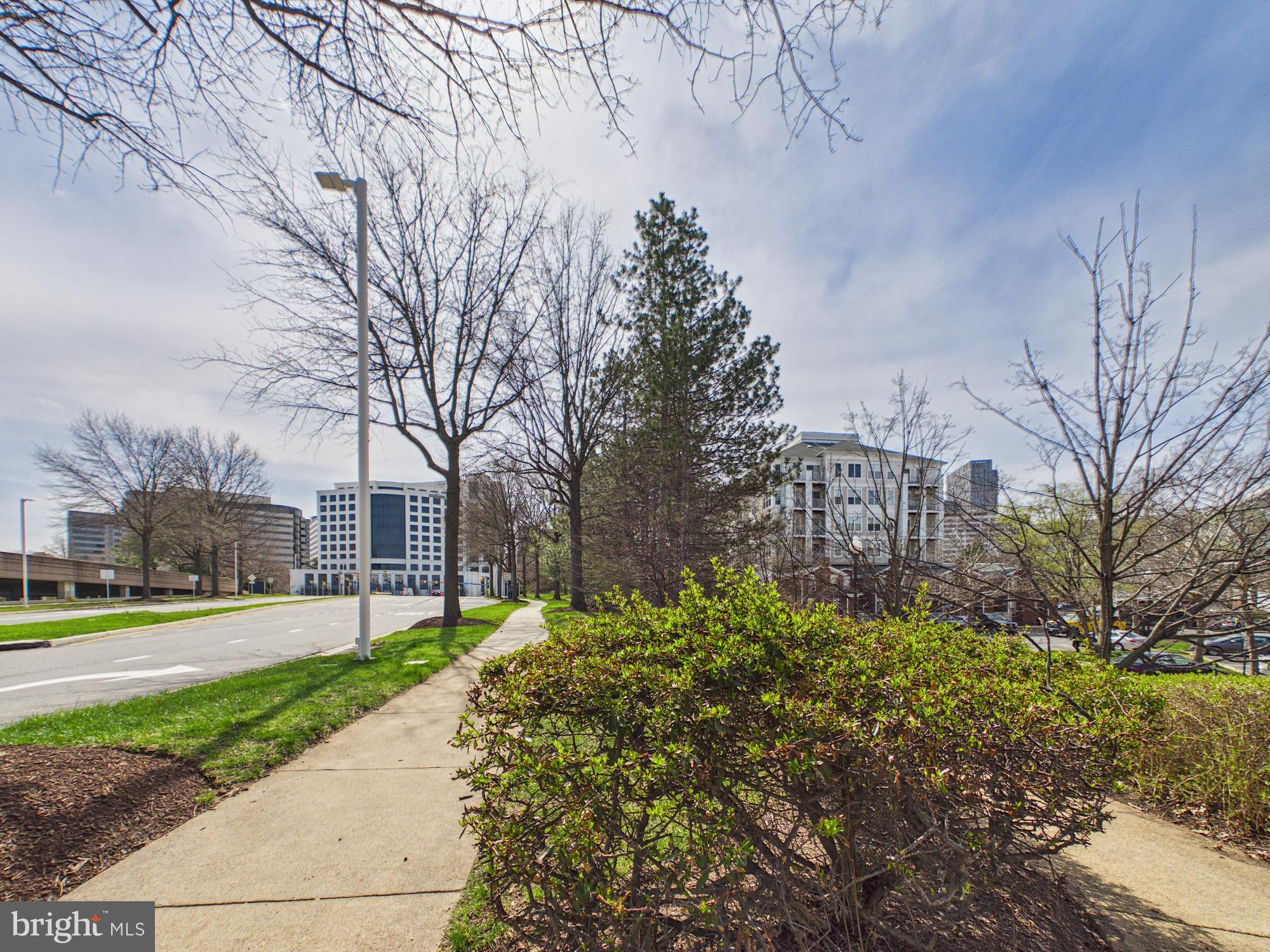 1645 INTERNATIONAL DRIVE TH-18