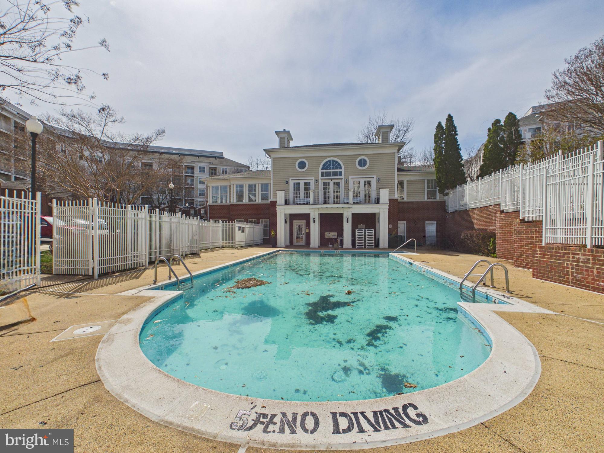 1645 INTERNATIONAL DRIVE TH-18