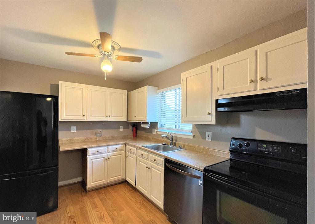 8407 ORINDA COURT 282