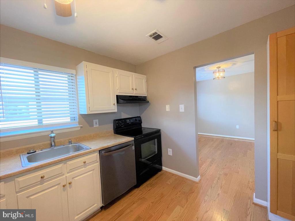 8407 ORINDA COURT 282