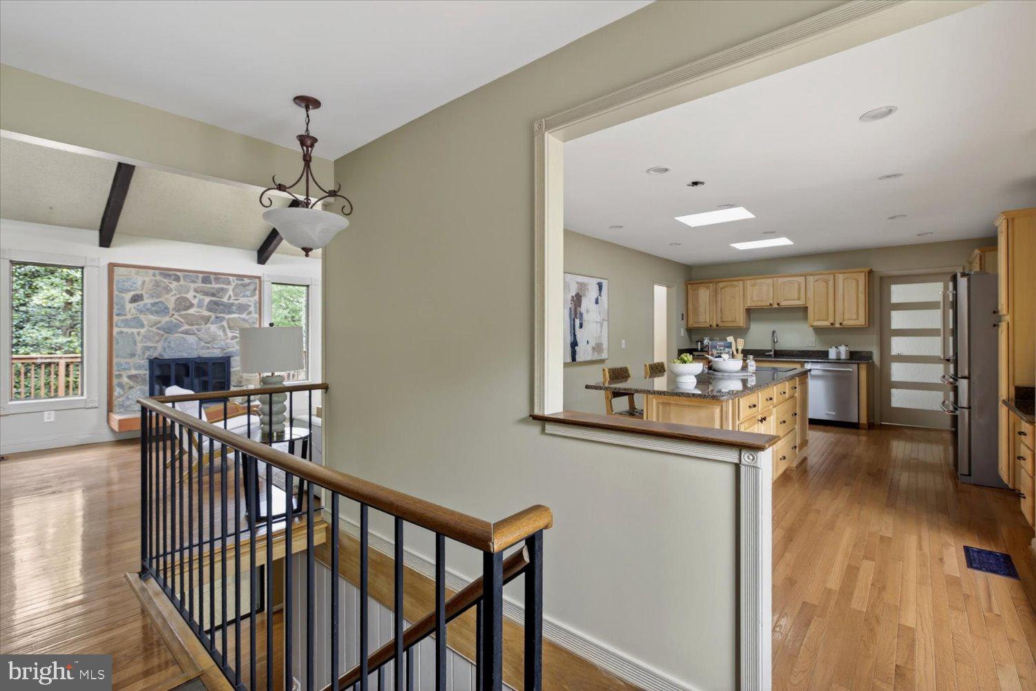 2105 LIRIO COURT