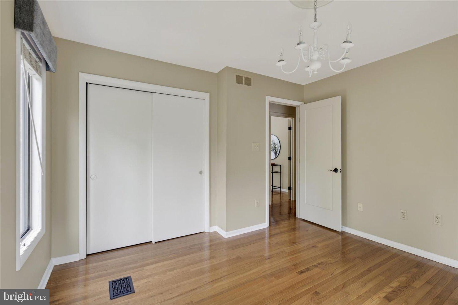 2105 LIRIO COURT
