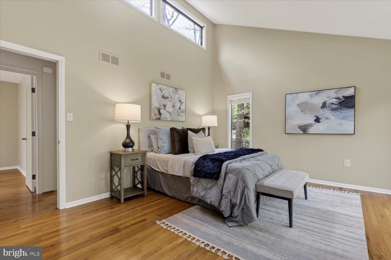 2105 LIRIO COURT