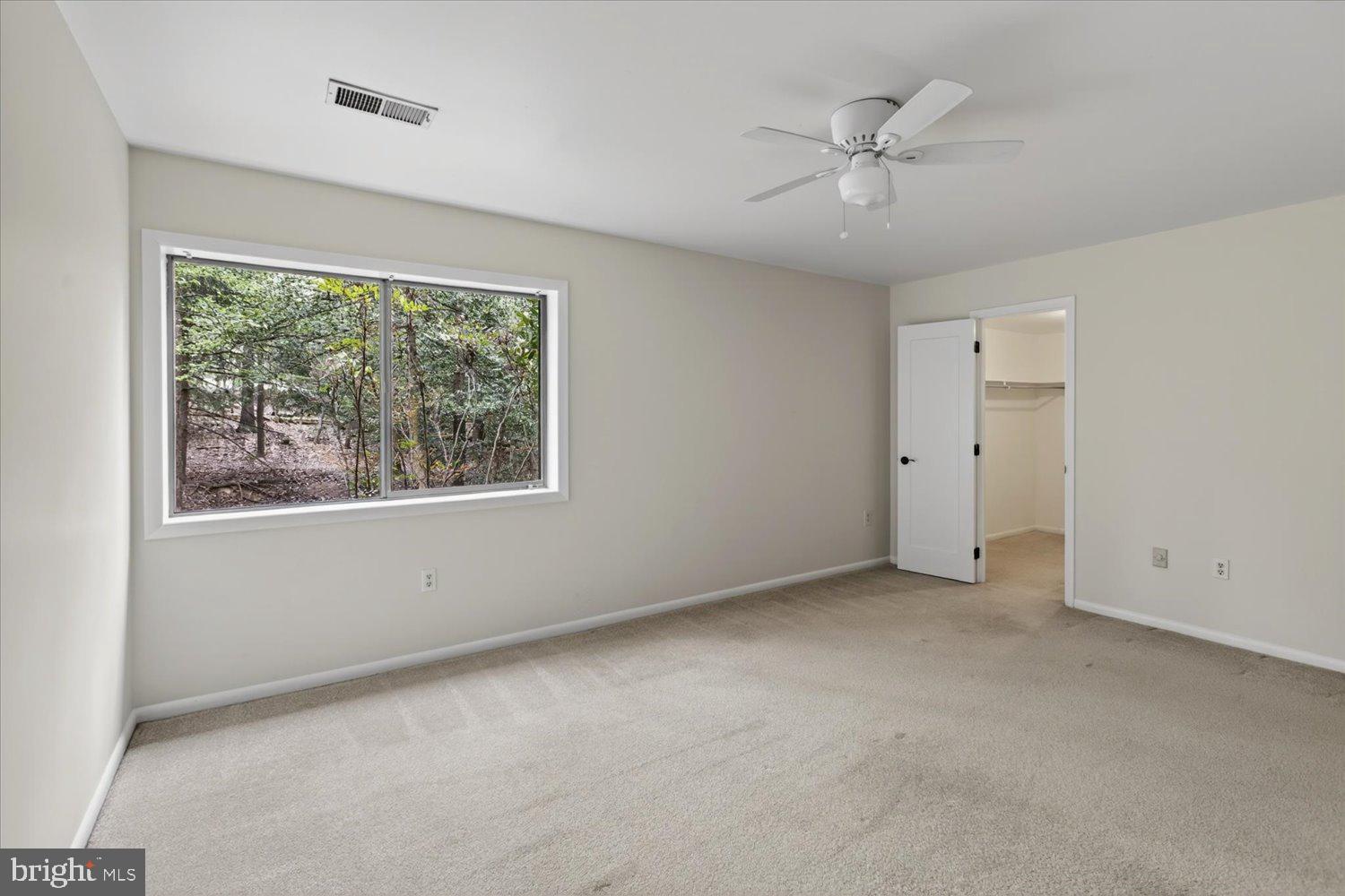 2105 LIRIO COURT
