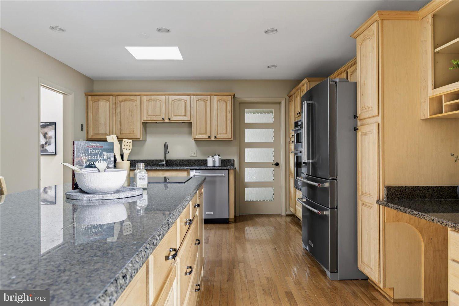 2105 LIRIO COURT