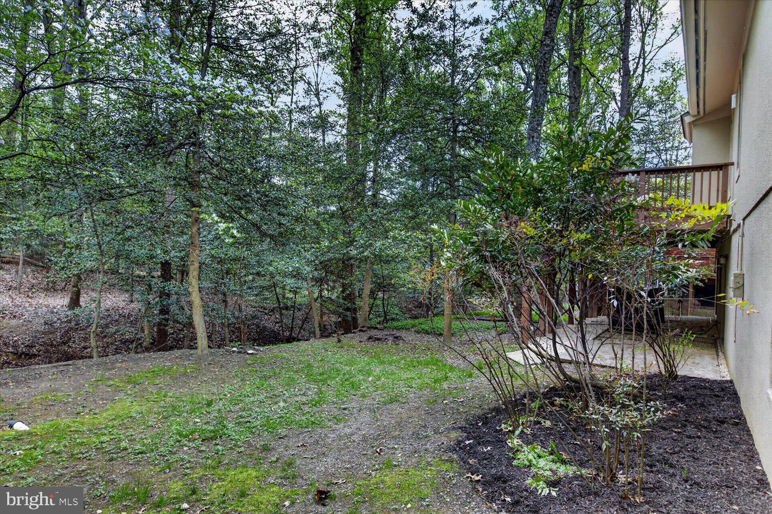 2105 LIRIO COURT