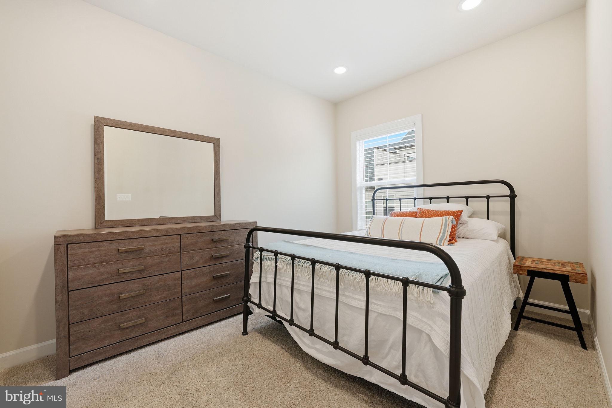 7220 MOUNTAINEER DRIVE