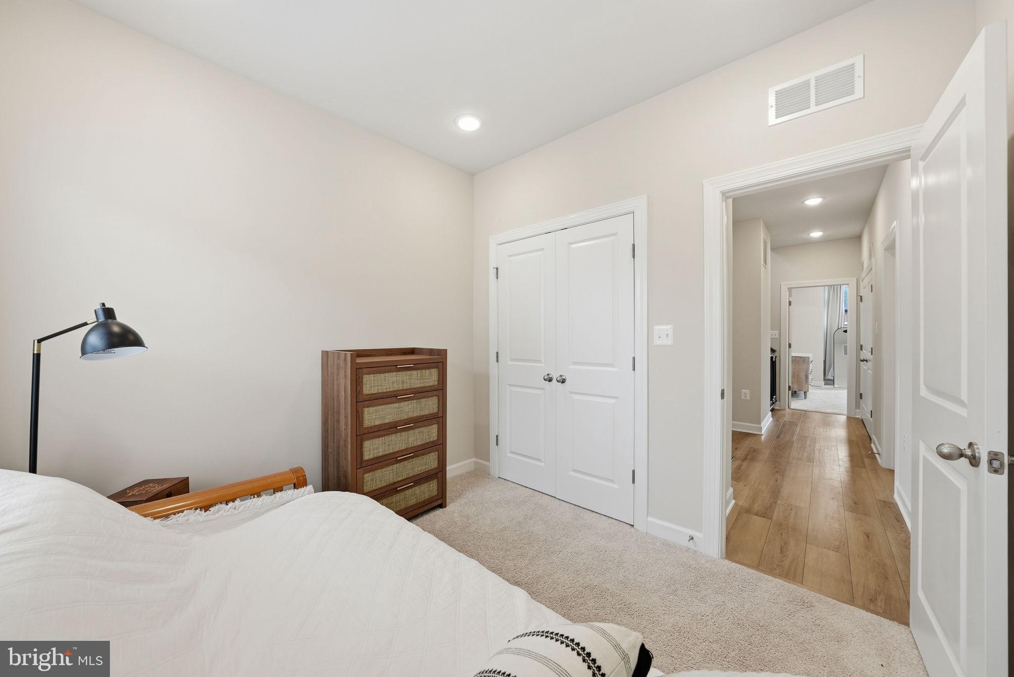 7220 MOUNTAINEER DRIVE