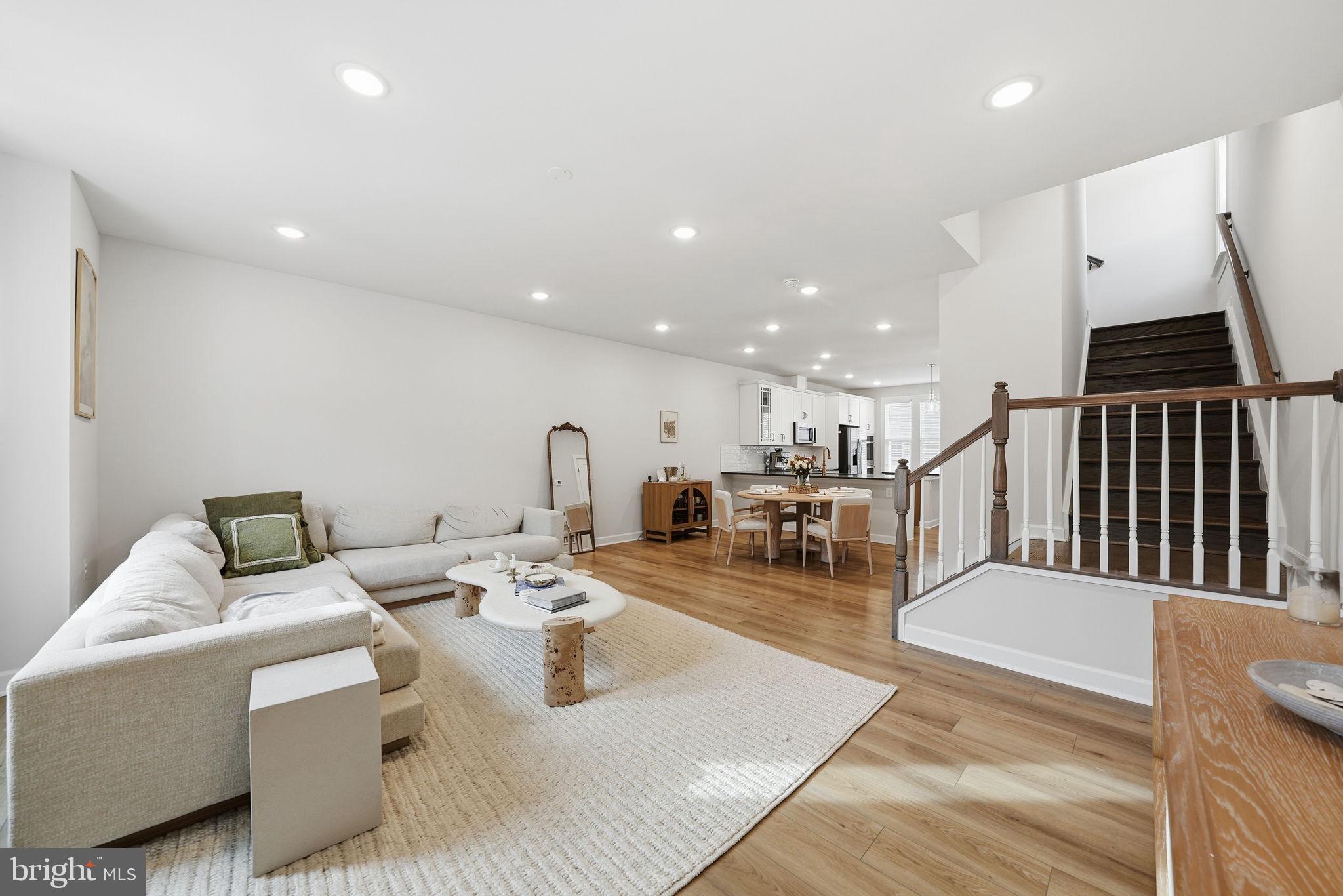 7220 MOUNTAINEER DRIVE