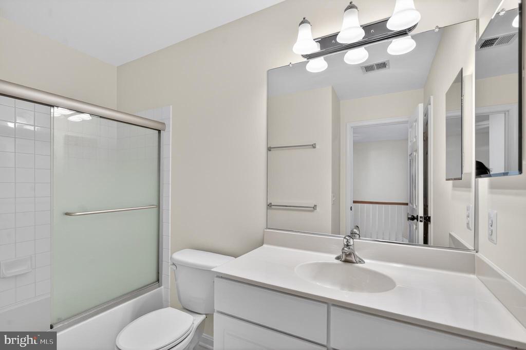 5369 CRIMSON SKY COURT