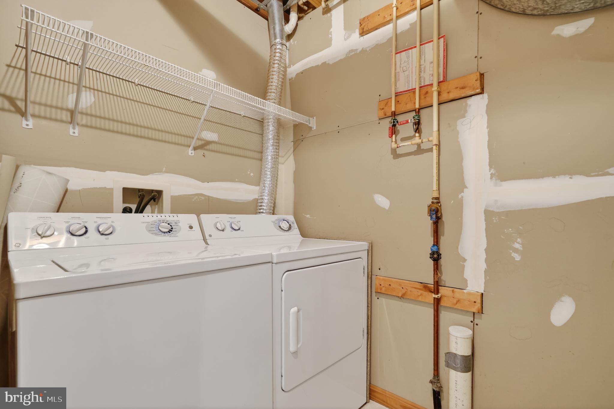 5369 CRIMSON SKY COURT