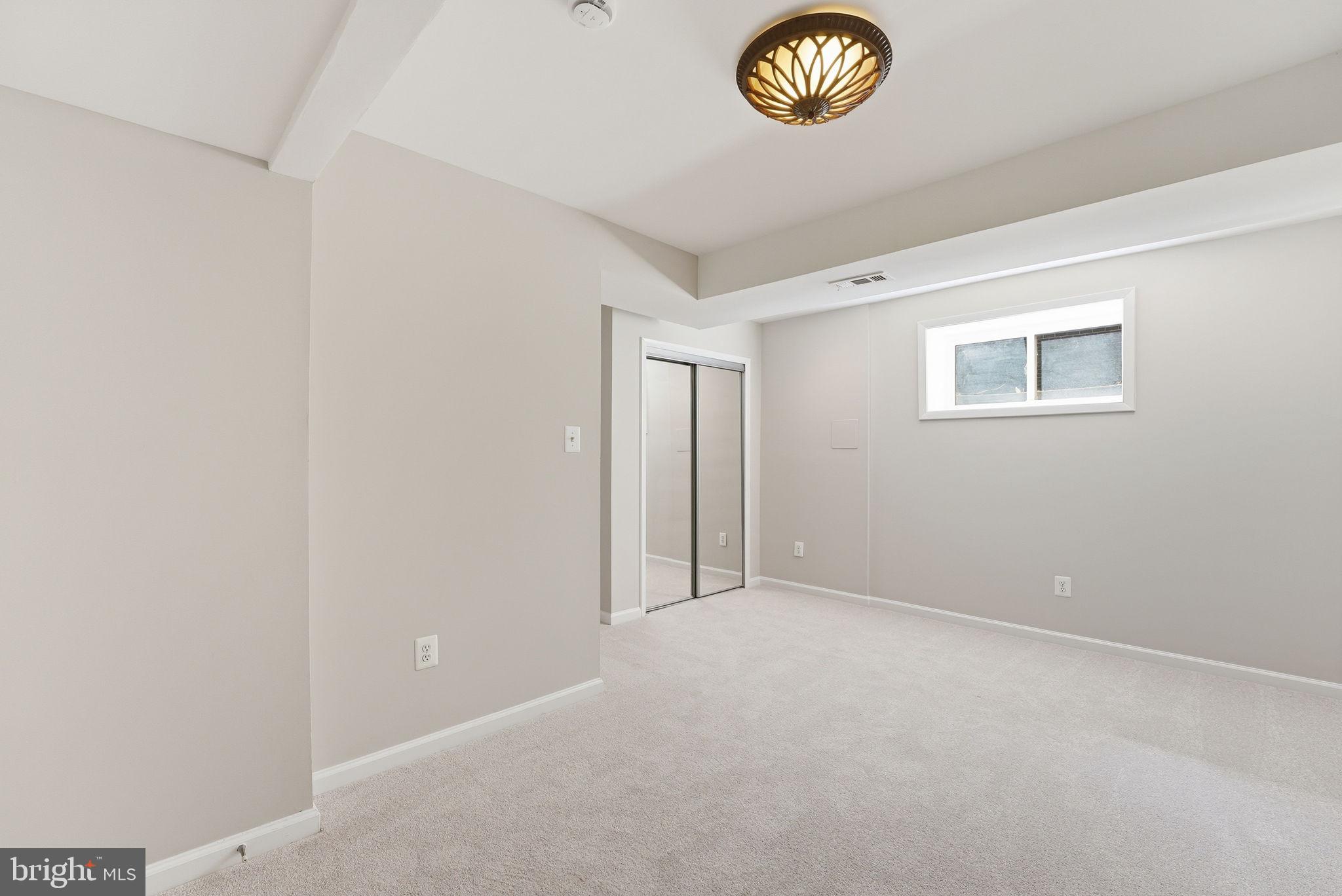 11556 LINKS DRIVE