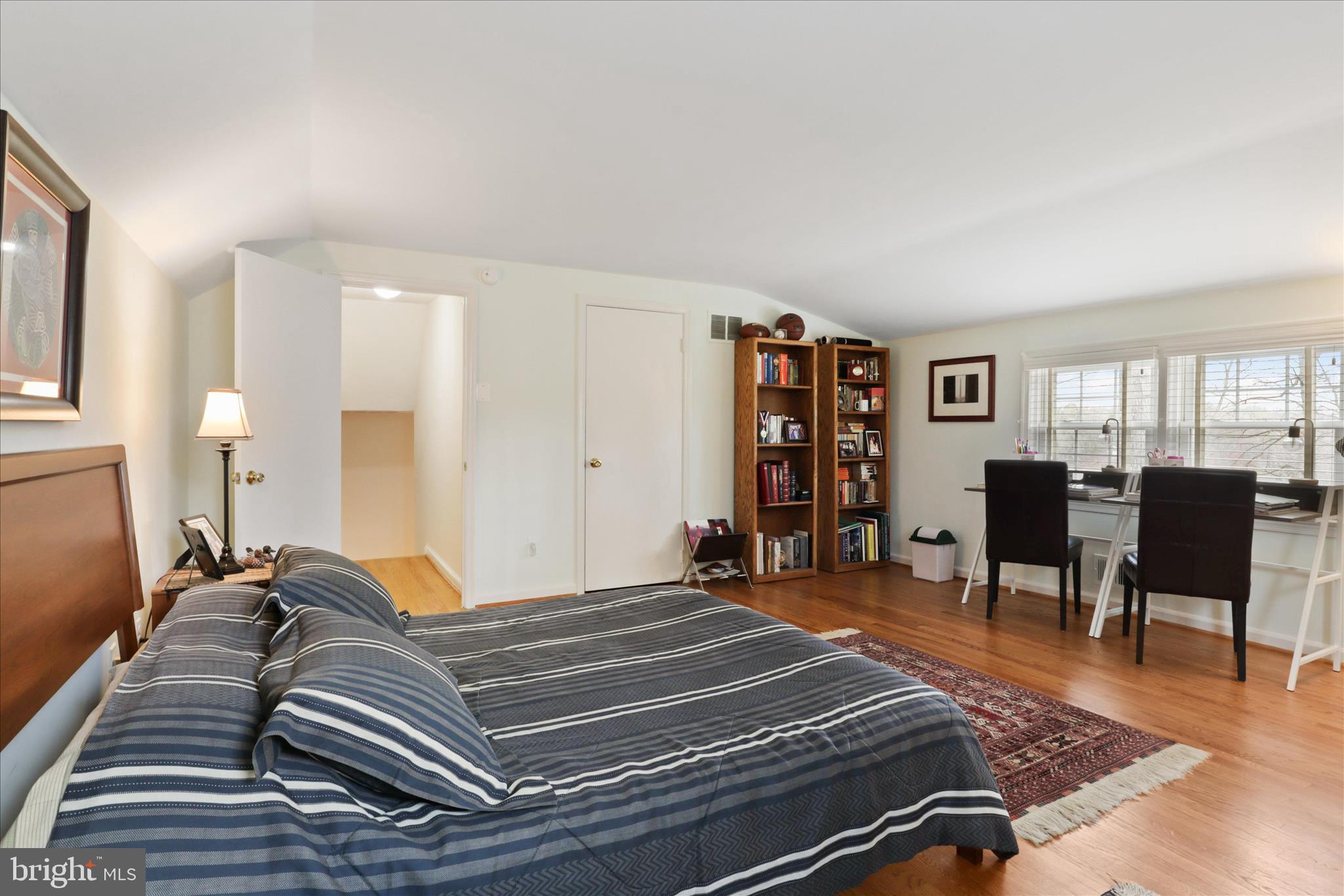3821 KING ARTHUR ROAD