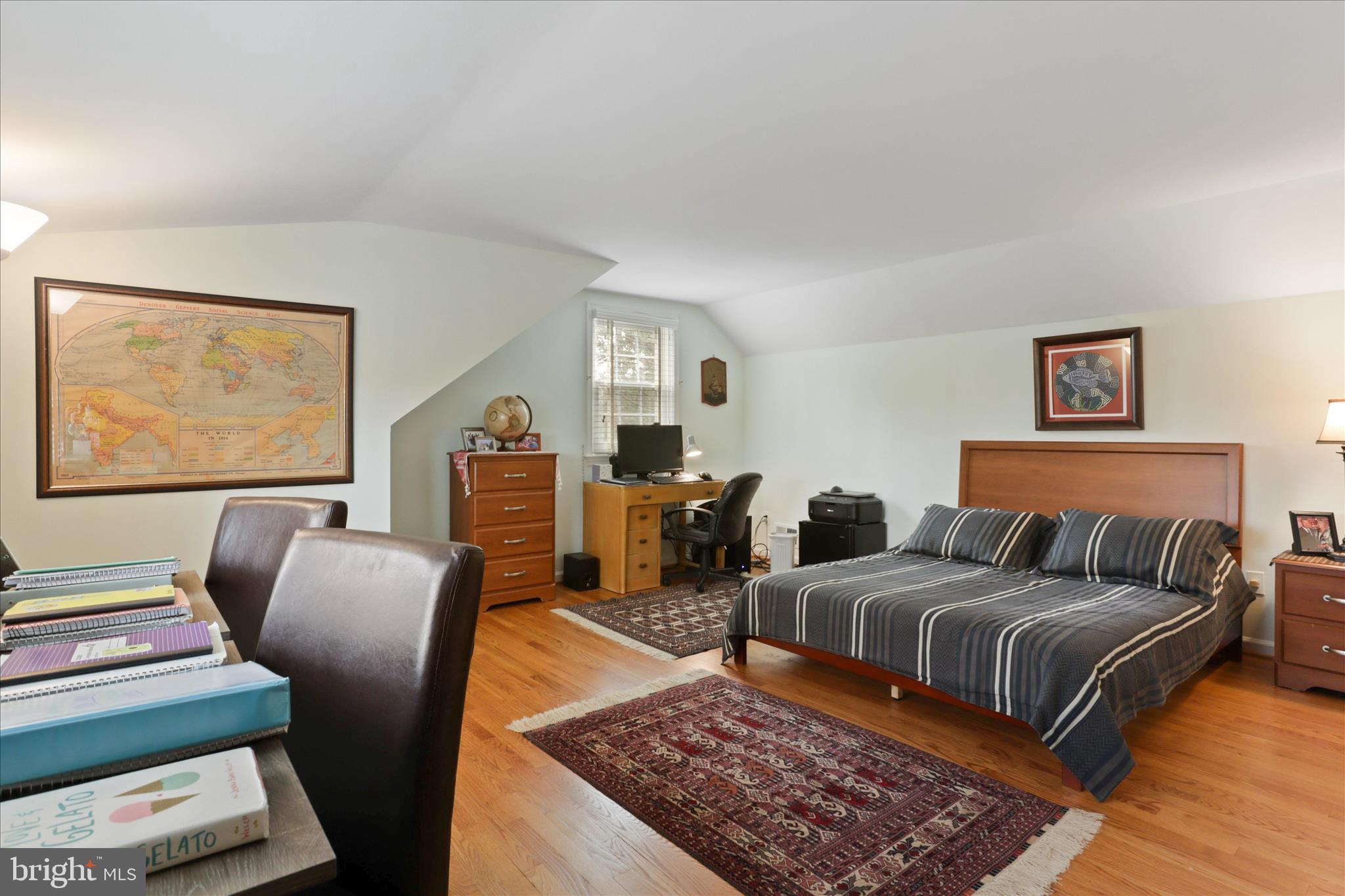 3821 KING ARTHUR ROAD