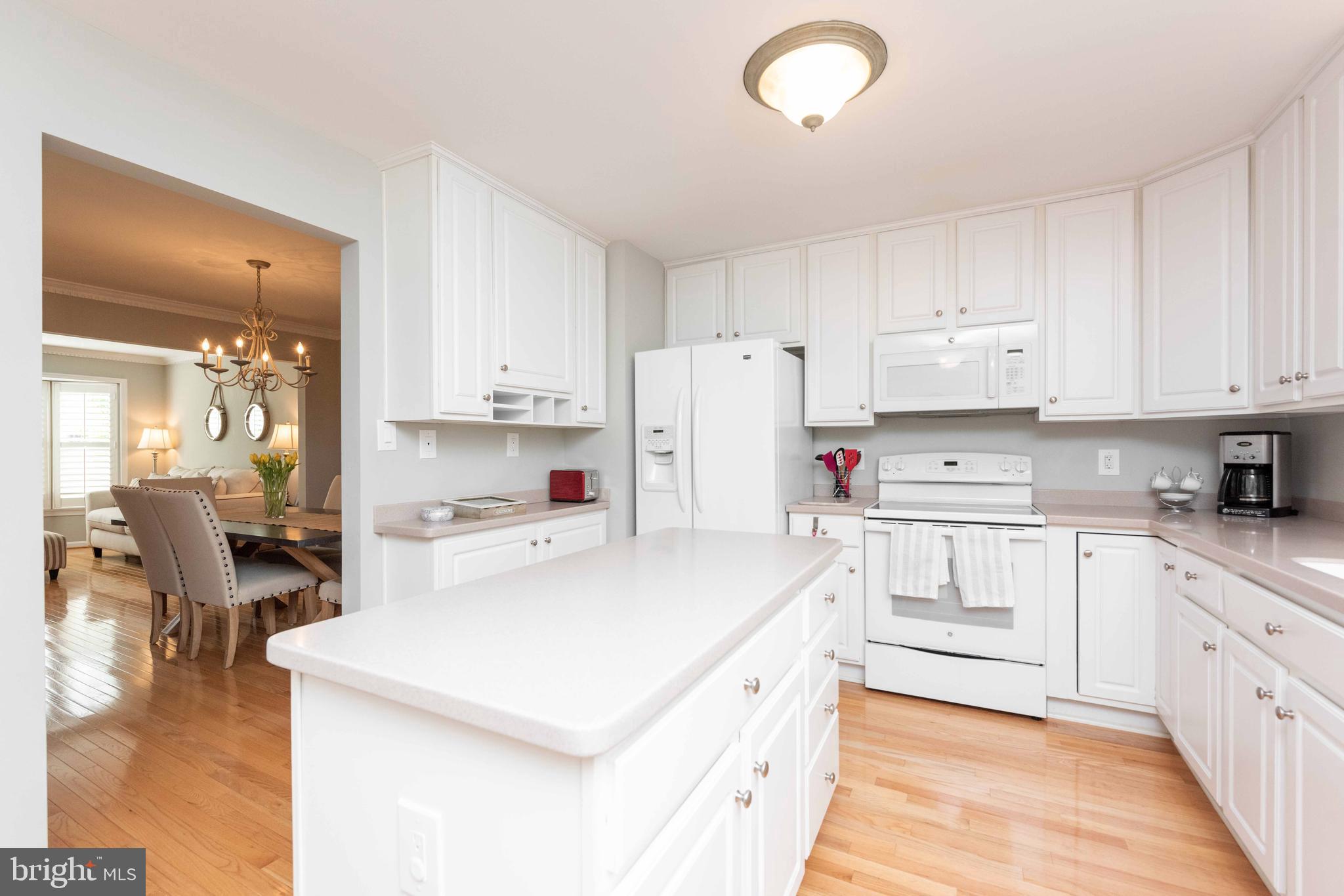 2036 PIERIS COURT