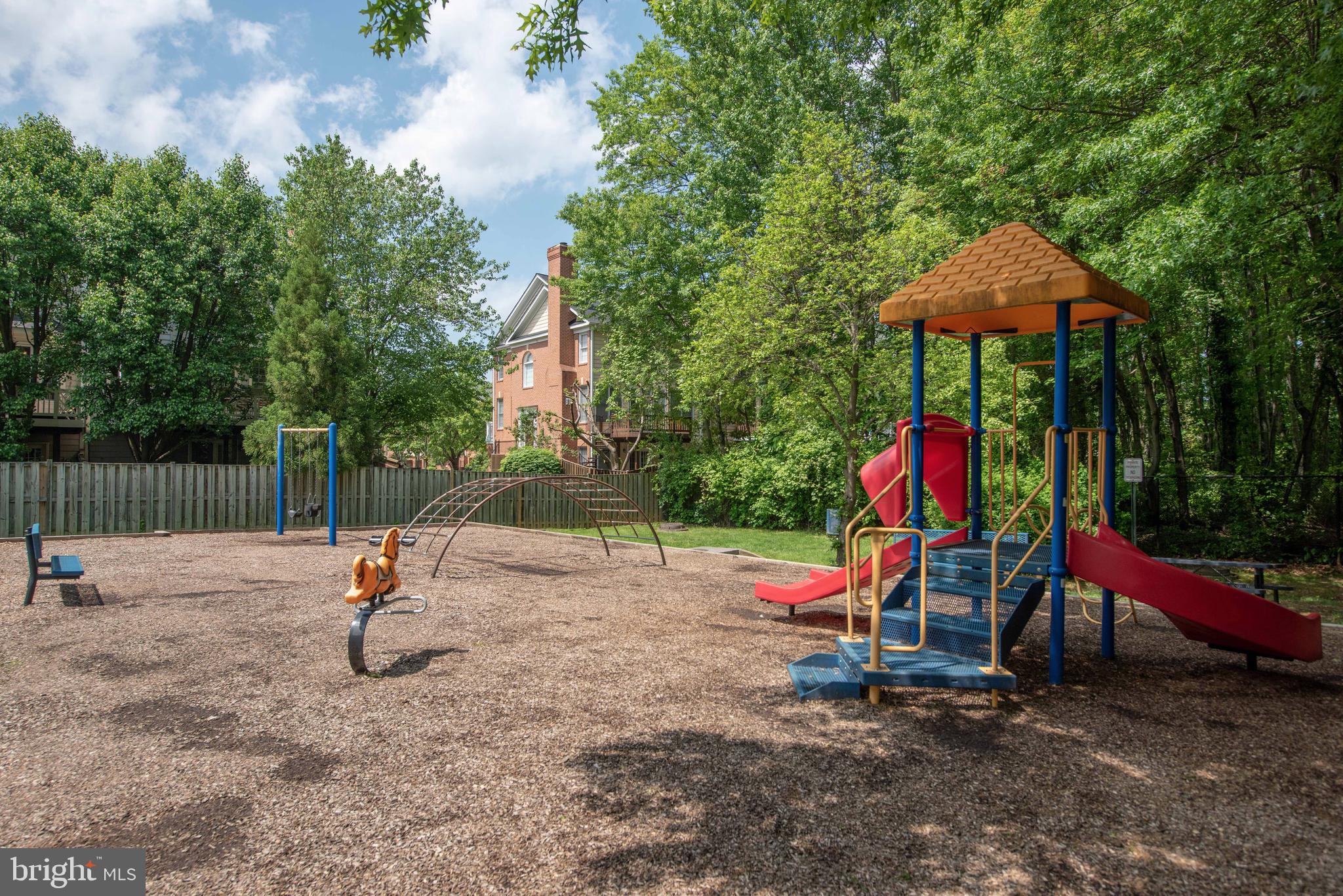 2036 PIERIS COURT