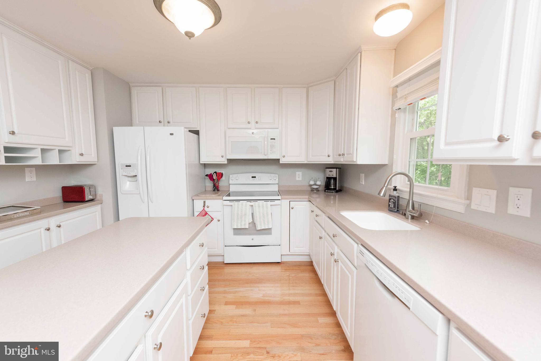 2036 PIERIS COURT