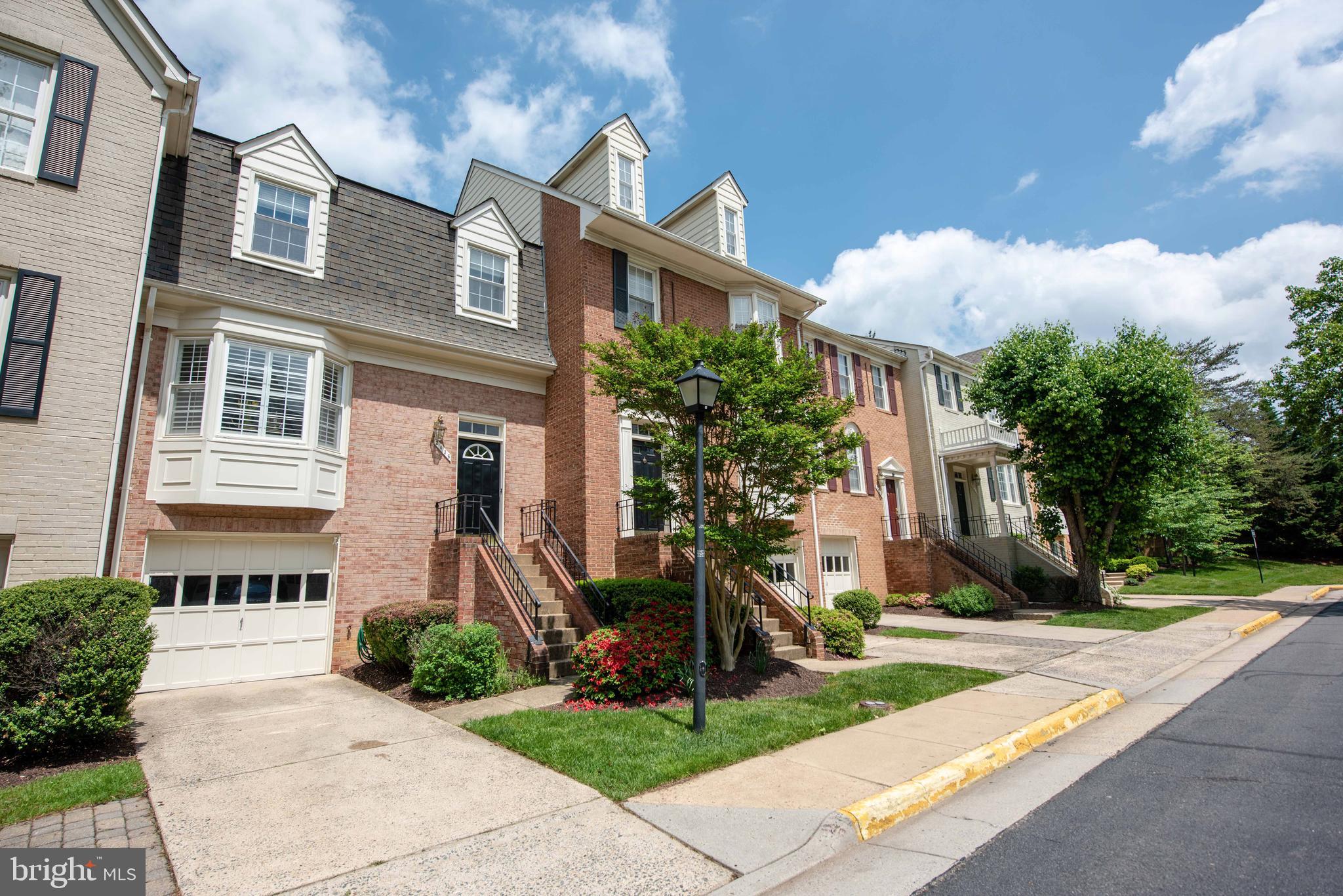 2036 PIERIS COURT