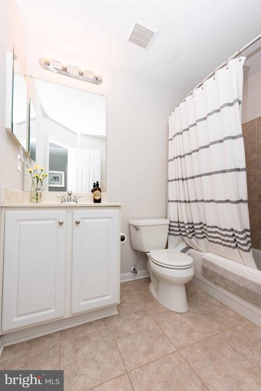 2036 PIERIS COURT