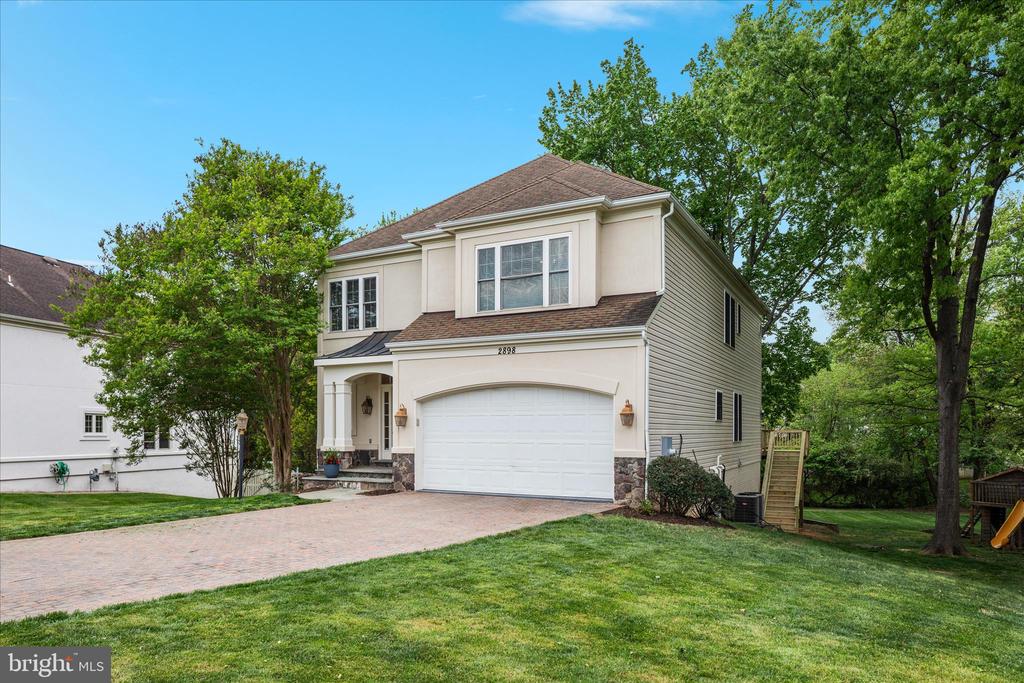 2898 GRETNA PLACE