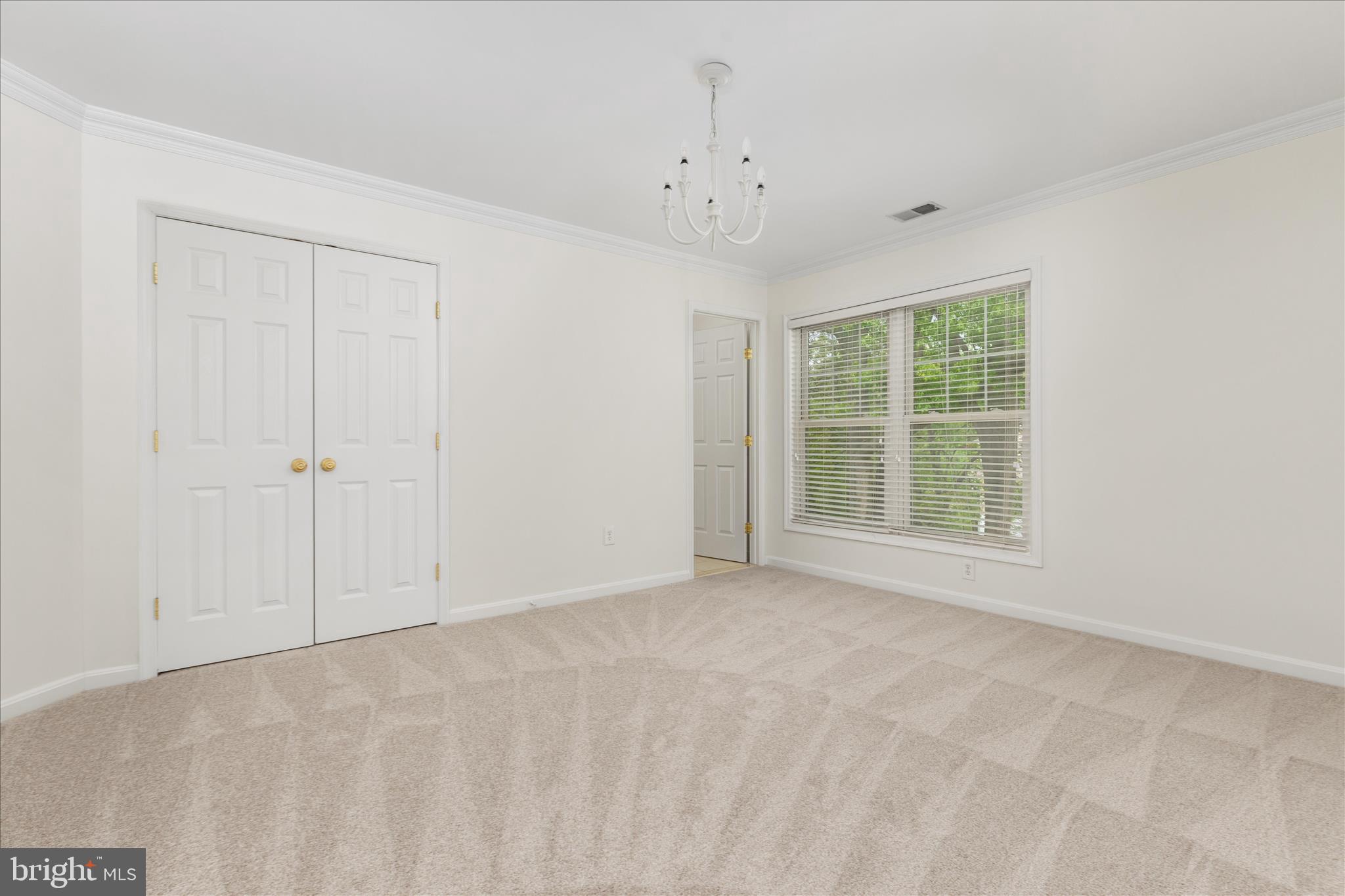 2898 GRETNA PLACE