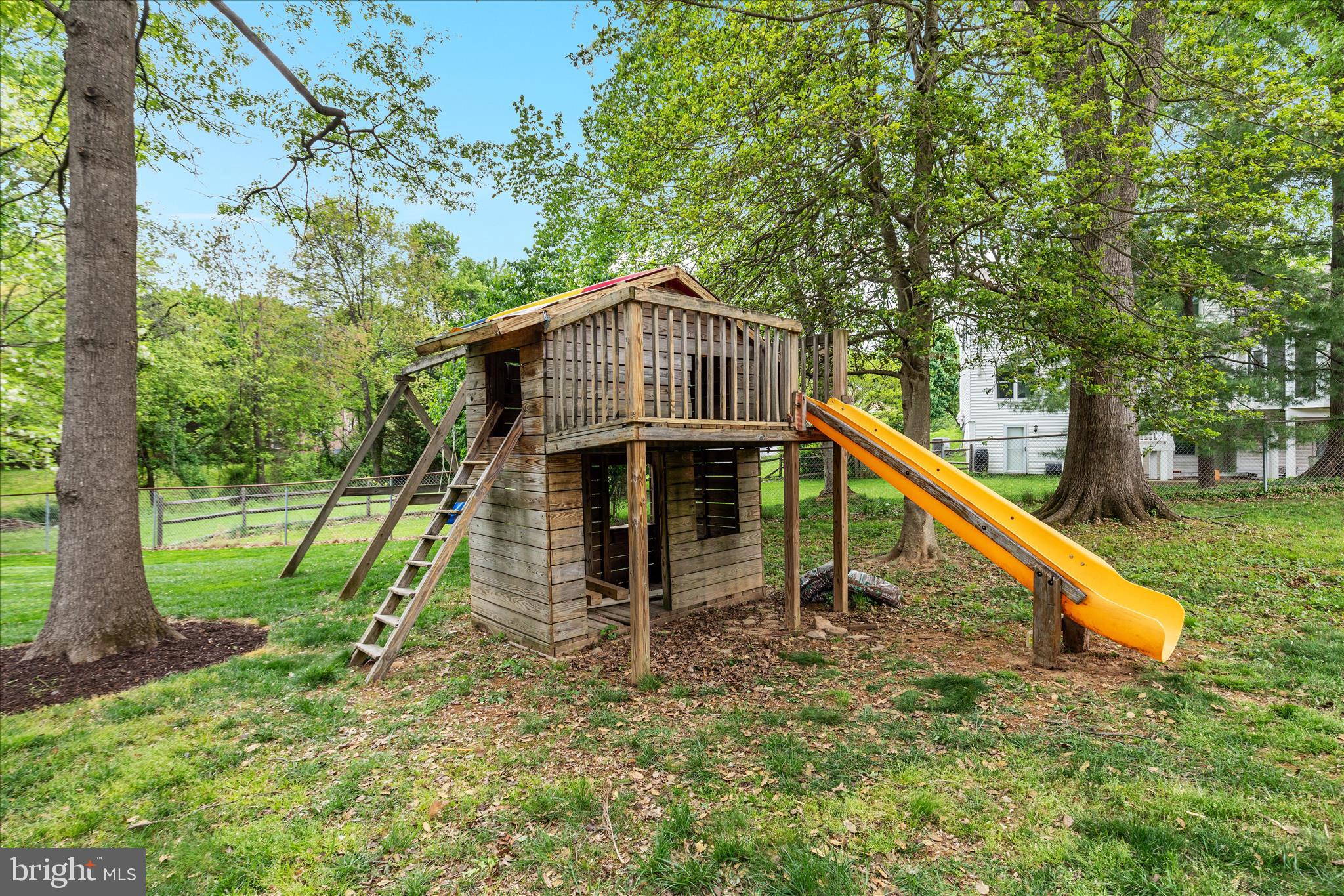 2898 GRETNA PLACE