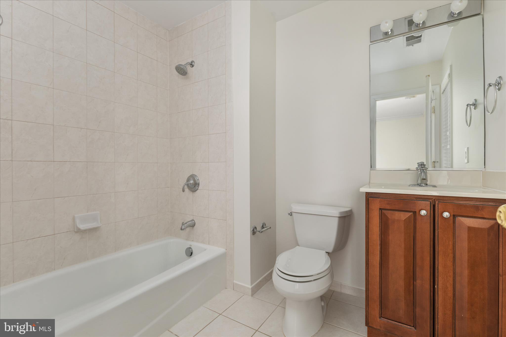 2898 GRETNA PLACE