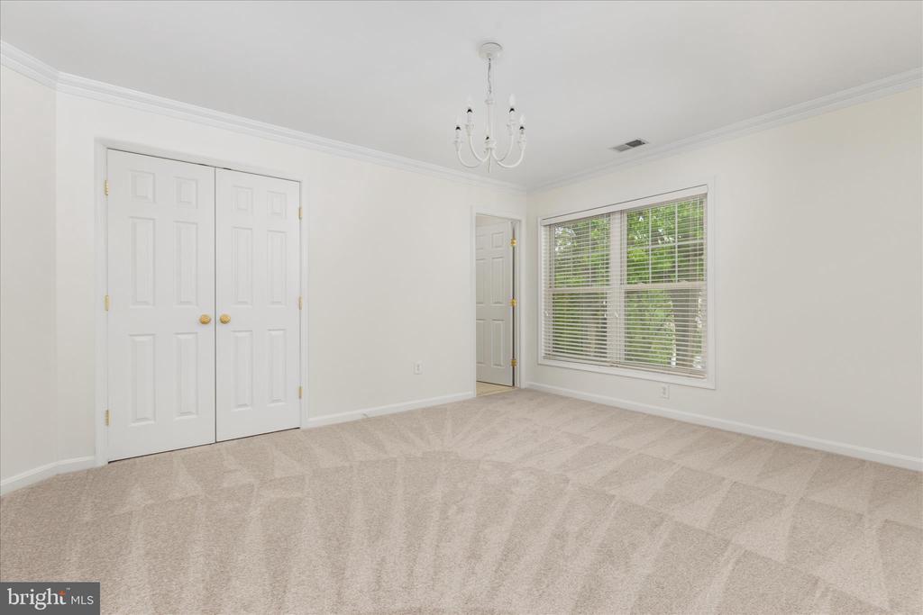 2898 GRETNA PLACE